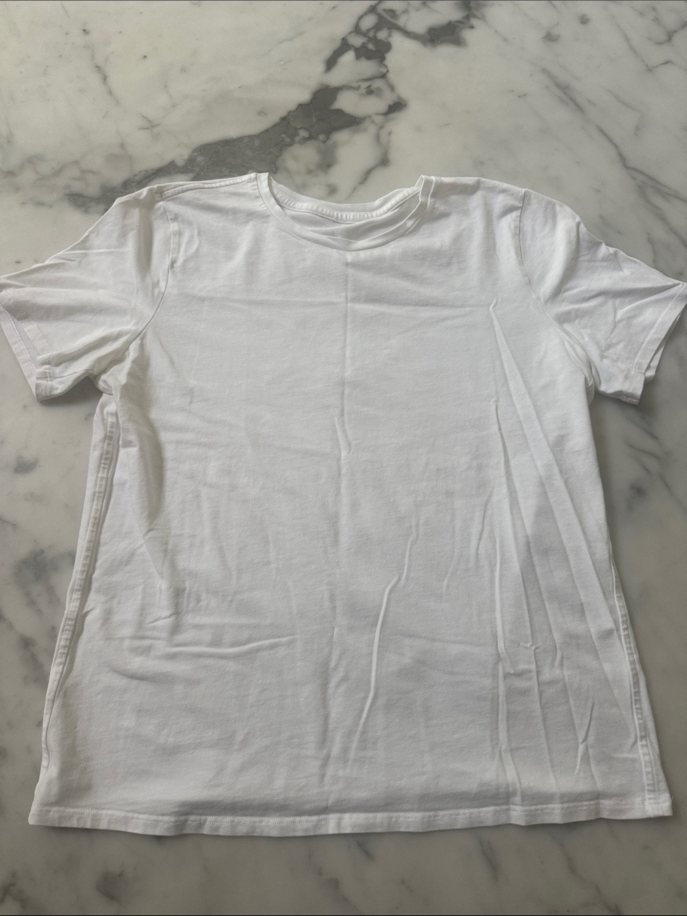 Lululemon White T-Shirt